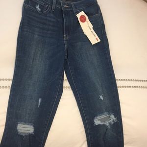 Levi’s 721 High Rise Ankle Skinny Jeans